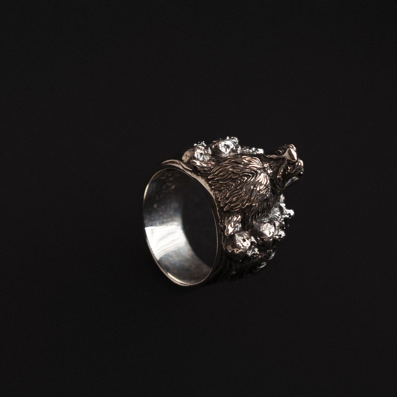 Hunter's Crown Silver Ring